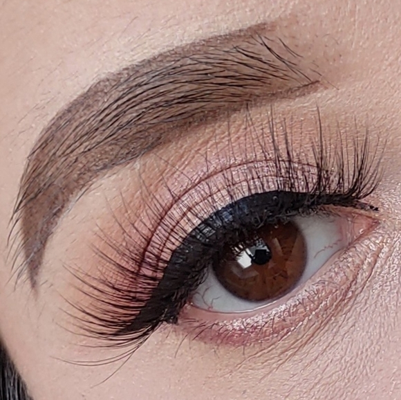 5 pairs mink Wispy Lashes - Picture 4 of 6